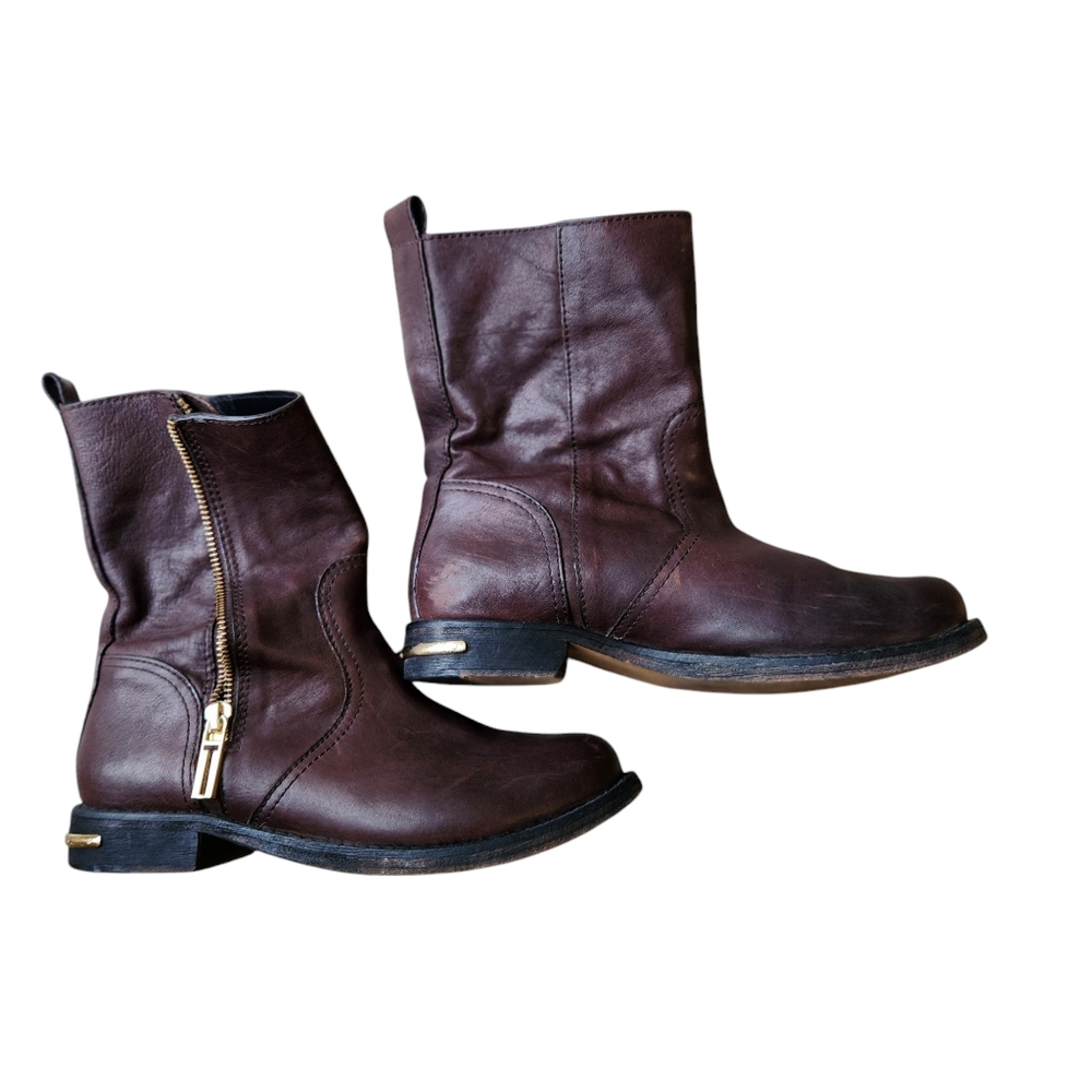 Tory Burch Brown Elyse 20MM Bootie Size 6